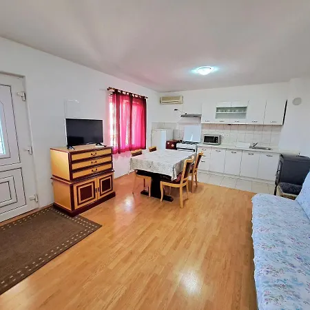 Three Bedroom Niko *